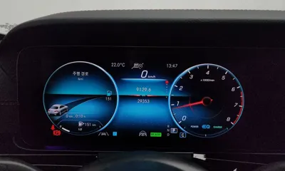 Mercedes-Benz E-Class 2021, 29353 км, за 42200000 KRW - фото 8