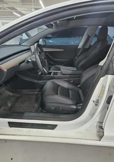 Tesla Model 3 2022, 102543 км, за 7200000 KRW