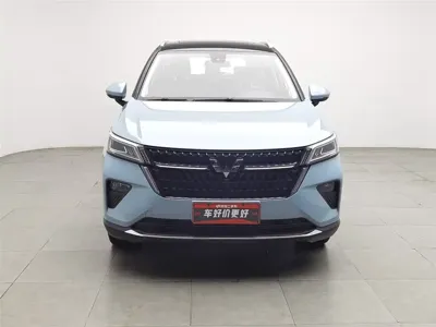 Wuling Xingchen 2022, 72300 км, за 33900 CNY - фото 3
