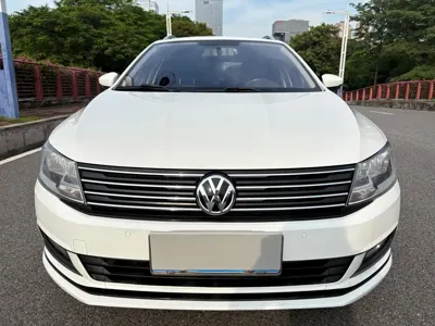 Volkswagen Gran Lavida 2017, 80000 км, за 38800 CNY
