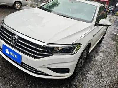 Volkswagen Sagitar · 2020 год