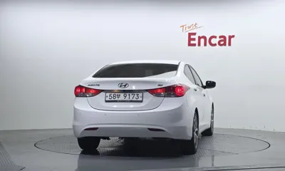 Hyundai Avante 2013, 150876 км, за 3700000 KRW