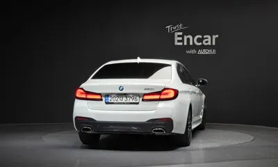 BMW 5-Series 2023, 29570 км, за 39600000 KRW