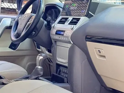 Toyota Prado (Import) 2020, 90000 км, за 329900 CNY