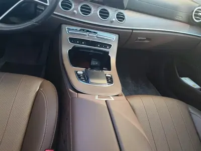 Mercedes-Benz E-Class 2022, 60000 км, за 276000 CNY - фото 16