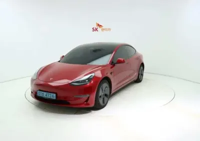 Tesla Model 3 · 2022 год