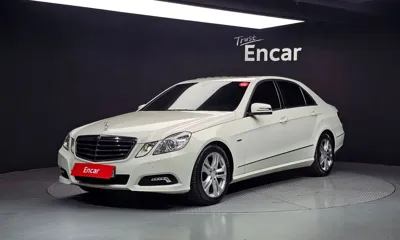 Mercedes-Benz E-Class · 2010 год