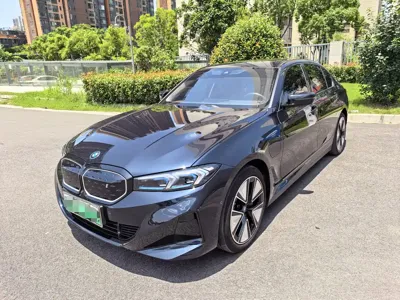 BMW i3 · 2024 год