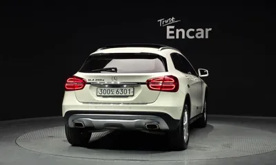 Mercedes-Benz GLA-Class 2017, 159828 км, за 11000000 KRW