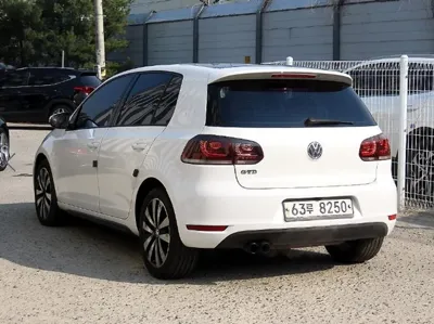 Volkswagen Golf 2011, 260000 км, за 5700000 KRW - фото 3