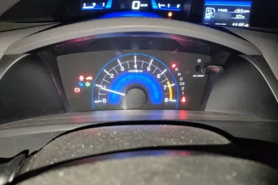 Honda Civic 2013, 70200 км, за 52351.16 CNY - фото 10