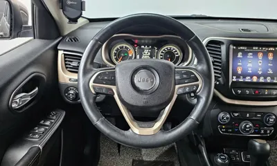 Jeep Cherokee 2016, 132771 км, за 7300000 KRW - фото 12