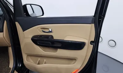 Kia Canival 2016, 111923 км, за 99990000 KRW - фото 25