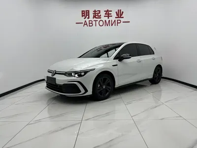 Volkswagen Golf · 2022 год
