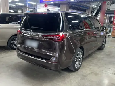 Buick GL8 2022, 110200 км, за 153100 CNY