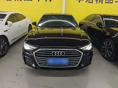 Audi A6L 2020, 87500 км, за 169400 CNY