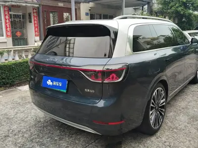AITO 问界 AITO M9 2024, 44400 км, за 328000 CNY