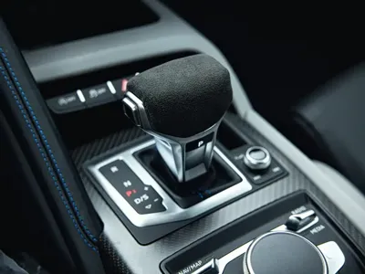 Audi R8 2018, 65000 км, за 990000 CNY - фото 16