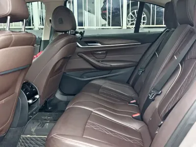 BMW 5 Series New Energy 2019, 51000 км, за 122000 CNY - фото 16