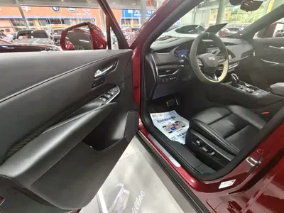 Cadillac XT4 2021, 32000 км, за 113500 CNY - фото 6
