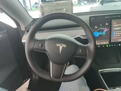 Tesla Model Y 2024, 41000 км, за 181200 CNY - фото 11