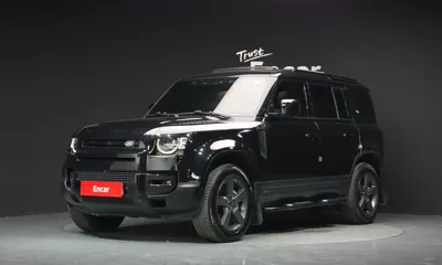 Land Rover Defender · 2023 год