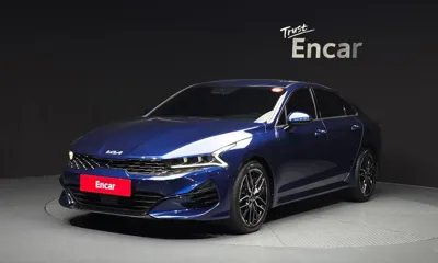 Kia K5 · 2023 год