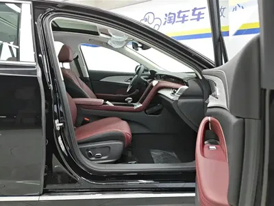 Hongqi Hongqi H5 PHEV 2026, 100 км, за 121800 CNY - фото 8