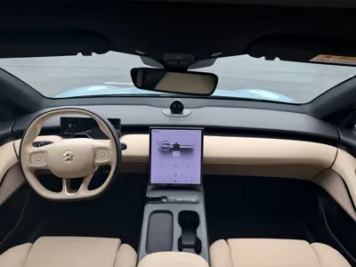Nio ET5 2023, 137000 км, за 129000 CNY