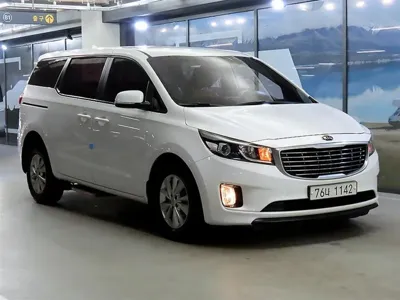 Kia Canival · 2017 год