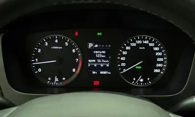 Hyundai Sonata 2017, 88397 км, за 10100000 KRW - фото 8