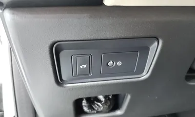 Land Rover Discovery 2019, 93210 км, за 29800000 KRW - фото 27
