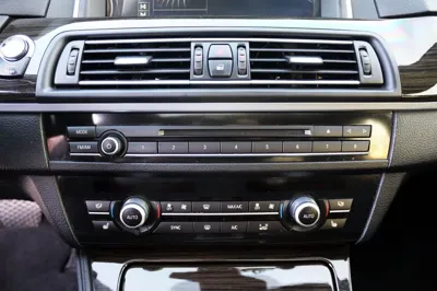 BMW 5-Series 2014, 81800 км, за 11990000 KRW - фото 15