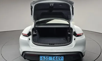 Porsche Taycan 2023, 23011 км, за 105000000 KRW - фото 20