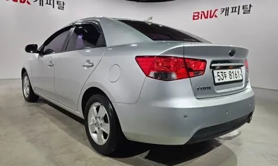 Kia Porte 2012, 95360 км, за 3200000 KRW
