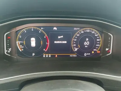 Volkswagen T-Roc 2021, 46500 км, за 74700 CNY - фото 14