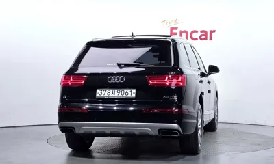 Audi Q7 2019, 92124 км, за 27300000 KRW