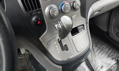 Hyundai Starex 2015, 146247 км, за 8200000 KRW - фото 9