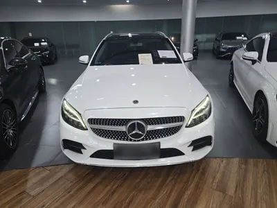 Mercedes-Benz C-Class 2019, 89100 км, за 146941.74 CNY