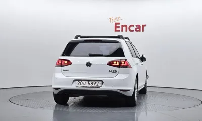 Volkswagen Golf 2015, 133044 км, за 7990000 KRW