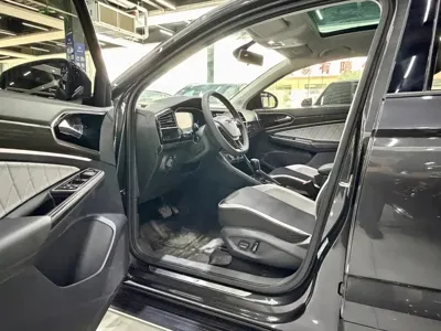 Jetta VS7 2023, 23000 км, за 107800 CNY