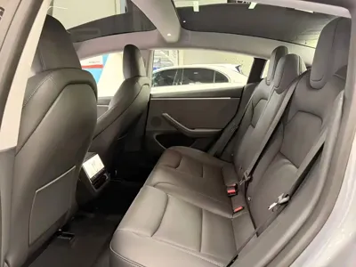 Tesla Model 3 2026, 3000 км, за 236800 CNY - фото 7