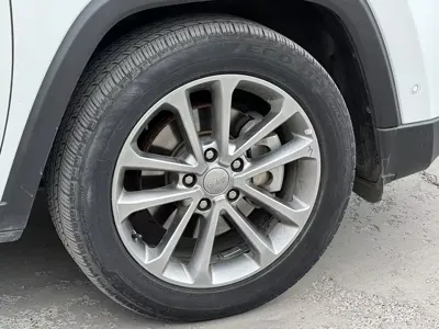 Jeep Grand Commander 2018, 90000 км, за 79800 CNY - фото 15