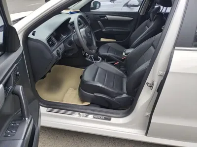 Volkswagen Gran Lavida 2015, 87500 км, за 24400 CNY - фото 13
