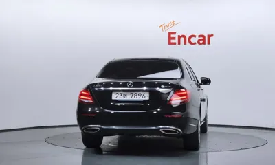Mercedes-Benz E-Class 2019, 127650 км, за 23000000 KRW