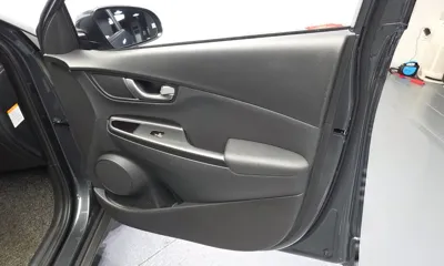 Hyundai Kona 2020, 68274 км, за 18300000 KRW - фото 24