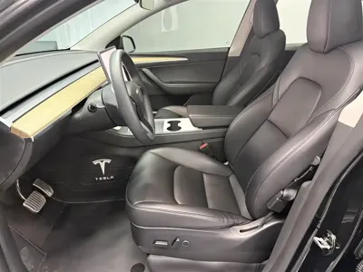 Tesla Model Y 2023, 84000 км, за 159800 CNY - фото 12
