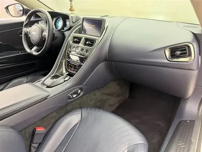 Aston Martin DB11 2019, 45000 км, за 788000 CNY - фото 9