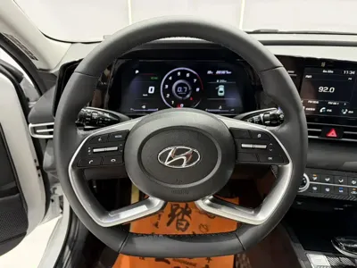 Hyundai Elantra 2023, 20000 км, за 82800 CNY - фото 11