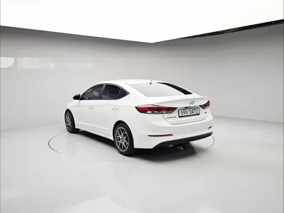 Hyundai Avante 2017, 79516 км, за 8600000 KRW - фото 6